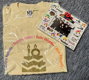 WEST. 10주년 기념 티셔츠 & 사진 프레임