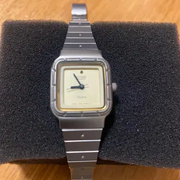 Citizen Eco-Drive 쿼츠 손목시계