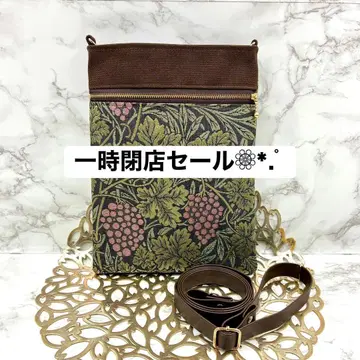 일시 휴업 세일 [ 윌리엄 모리스 라모 ] 플랫 숄더백