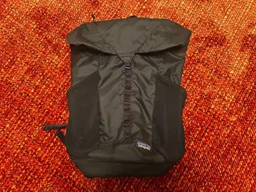 Patagonia 블랙 백팩