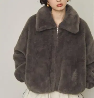 그레이 인조 모피 자켓