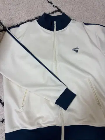 살롱 하뮤 트랙 자켓