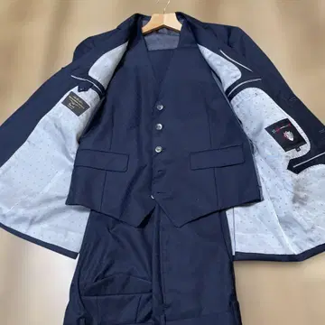 VITALE BARBERIS CANONICO 네이비 쓰리피스 수트