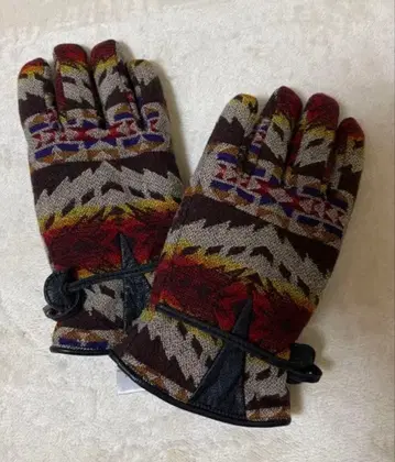 펜들턴 네이티브 무늬 울 그로브 남성용 스몰