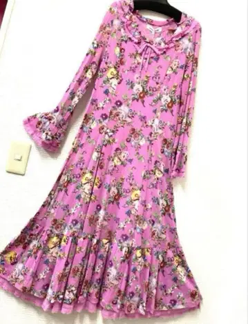 슈퍼 뷰티 가슴 프릴 꽃무늬 파워넷 소재 원피스