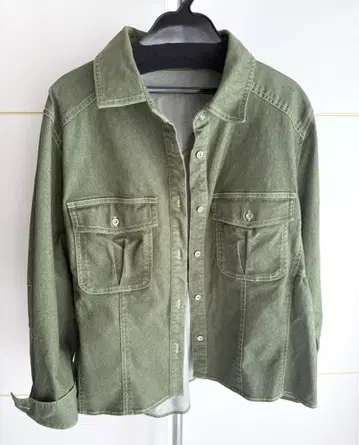 pizzo bianco 피쪼 비앙코 올리브 그린 자켓