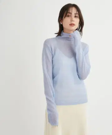 emmi 시어 모헤어 터틀 니트