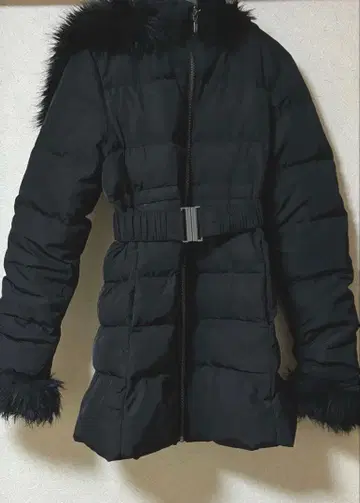 리젝시 후드 부착 다운 코트