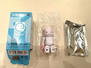 새상품 시리즈 51 베어브릭 시리즈 51 100%