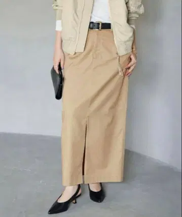 SLOBE IENA 로우라이즈 치노 아이라인 스커트