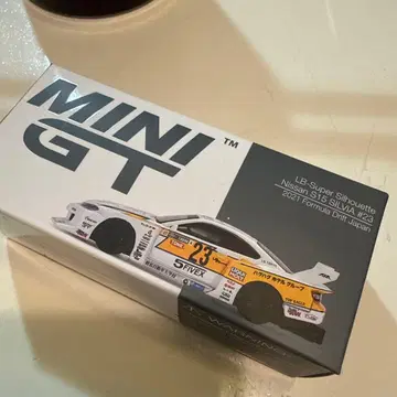 MINIGT No.434 LB-Super Silhouette S15