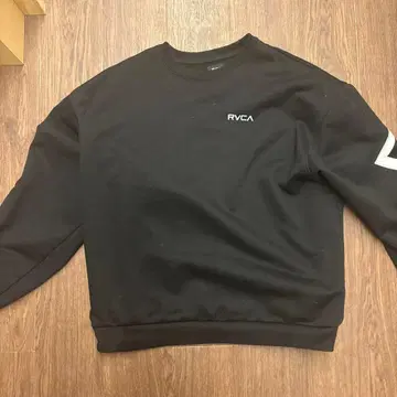RVCA 맨투맨