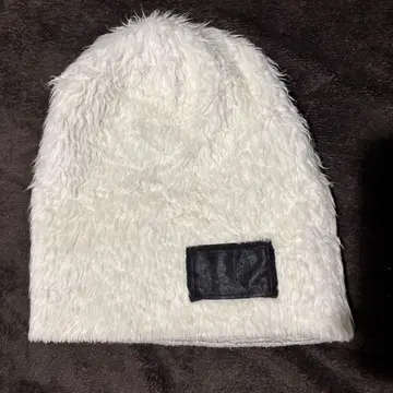 L.G.B 화이트 비니