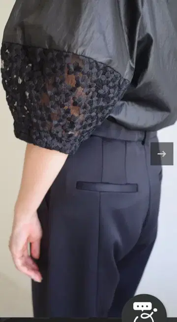 ella lantern flower race blouse (black)