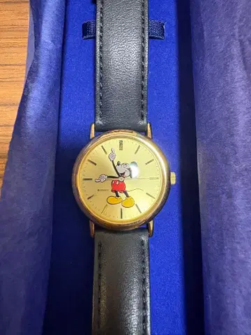 [ 론 헤르만 ] Disney 미키마우스 손목시계 골드