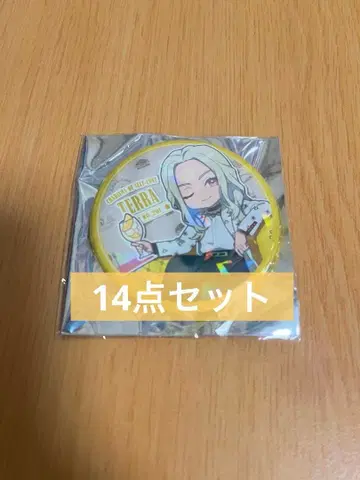 카리스마 테라 콜라보 카페 캔뱃지 홀로그램 캔뱃지