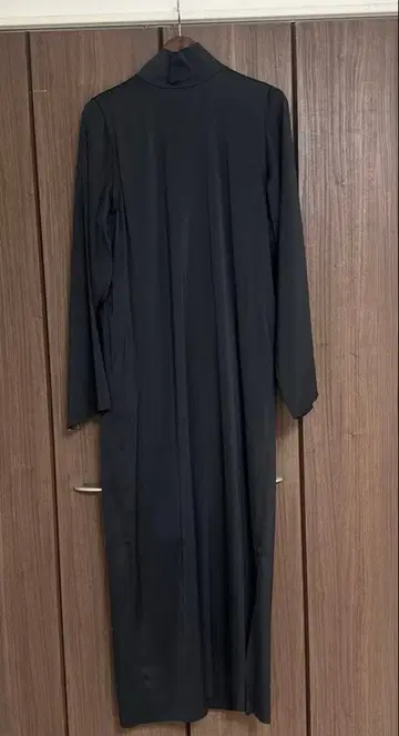 CITYSHOP HIGH NECK SATIN DRESS: 원피스