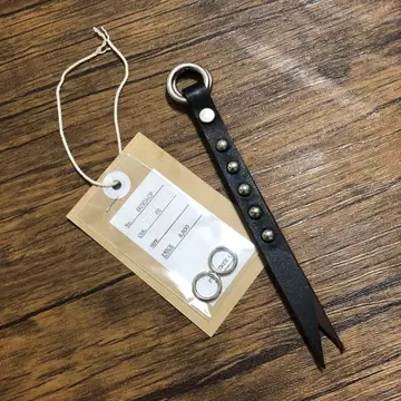 미사용 pine tree.co 차심 호윈 가죽 키링 블랙