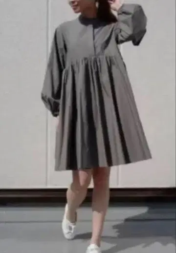 gypsohila 볼륨 원피스 그레이 새상품급 ayakobag