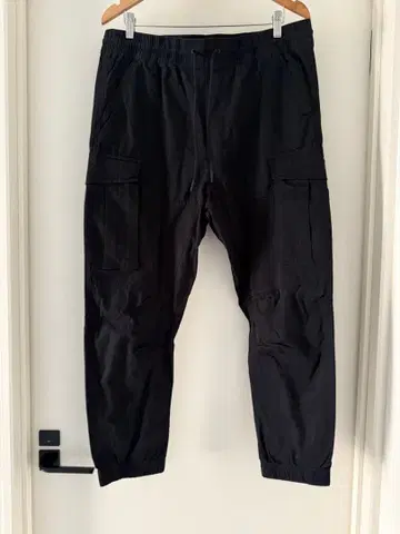 H&M 카고 팬츠 블랙 L