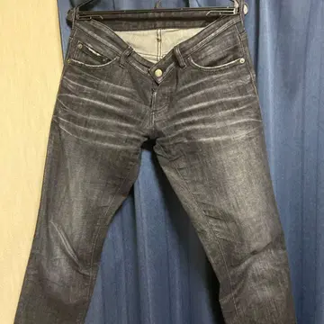 DSQUARED2 블랙 데님 44