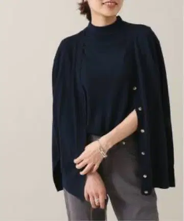 IENA ALBA V넥 앙상블 네이비