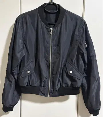 jouetie 블랙 리버서블 MA-1 자켓