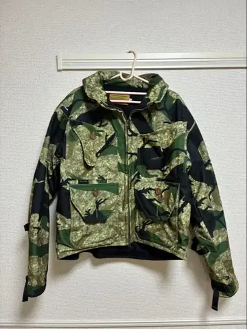 DAY ONE CAMOFLAGE 카모플라쥬 자켓 M 사이즈