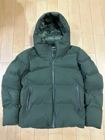 UNIQLO 심리스 다운 파카 새상품급