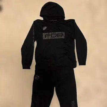 FINTA 블랙 후드 부착 저지