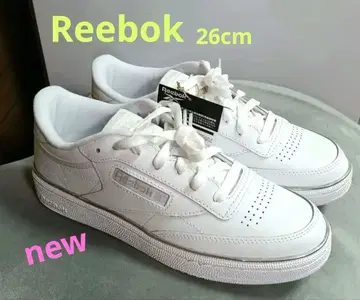 [ 미사용 새상품 ] Reebok 스니커즈 (클럽 C 85) 26cm