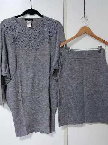 [ 새상품급 ] HIROKOKOSHINO 코시노 히로코 니트 셋업