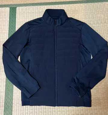 [ 새상품급 ] ZARA 블랙 집업 하이브리드 자켓 M 자라