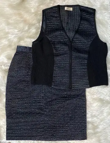 BLANCE 블랙 퀼팅 스커트&베스트 셋업 일본제