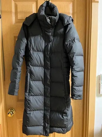 patagonia 블랙 롱 다운 자켓 XS