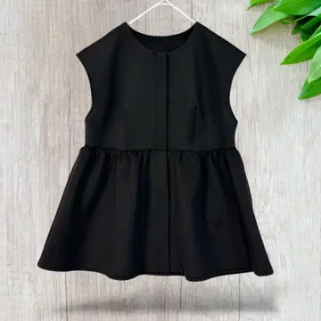 [ titivate ] 페플럼 베스트 블랙 L 분또 소재 베스트