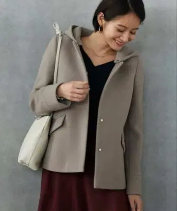 그린 라벨 릴랙싱 2WAY 숏코트 사이즈 36