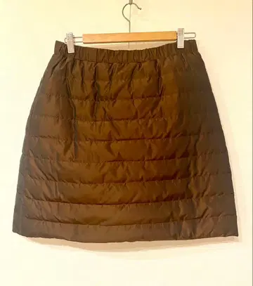t.b 다운 스커트 리버서블 브라운 & 그린 새상품급