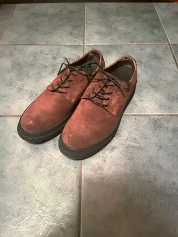 보에모스 스웨이드 가죽 신발 브라운