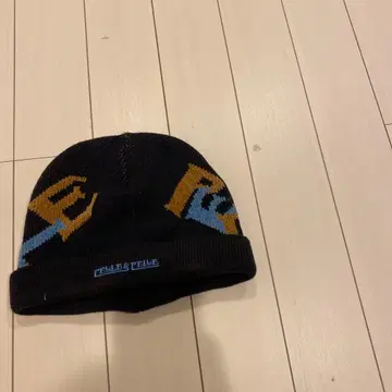 로고 블랙 니트 모자