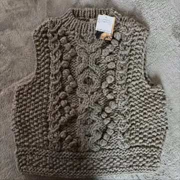 TSUHARU 케이블 짜임 니트 베스트