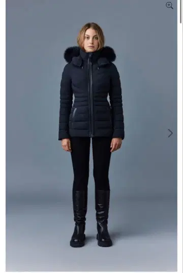 1회 사용 MACKAGE PATSY-BX xs