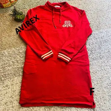 [ AVIREX ] 아비렉스 레드 무릎 기장 하이넥 프리 사이즈