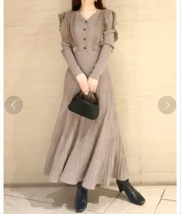 새상품급 LILY BROWN 릴리 브라운 쉬폰 도킹 니트 원피스