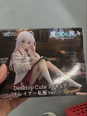 미개봉 새상품 마녀의 여행 Desktop Cute 피규어 일레이나 사복