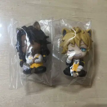 트위스테 어깨 쿵 레오나 라기 빌