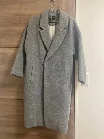 유나이티드 도쿄 체스터 코트 그레이