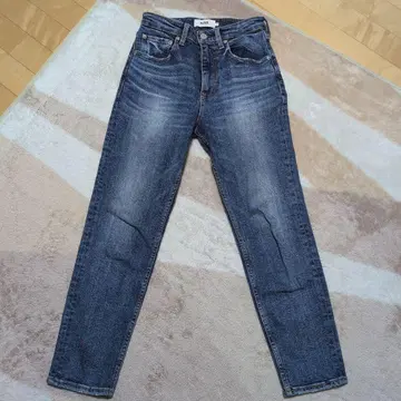 새상품급 AZUL by MOUSSY 데님 S 사이즈