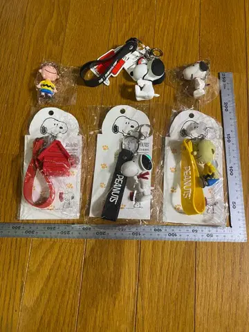 스누피 아크릴 키링 6개 세트