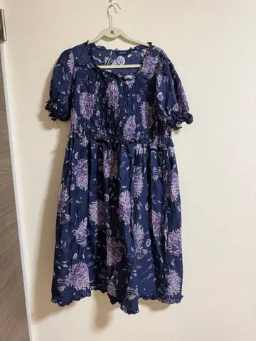 PINK HOUSE 라벤더 프린트 미디 원피스